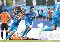 先制点を決め、首位撃破の原動力となった佐藤　祥（秋田）【明治安田Ｊ３ 第27節 秋田vs山口】（2/3）