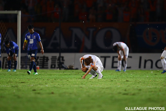 雨の中で行われた一戦は、互いに譲らずスコアレスドローで終了【明治安田Ｊ３ 第27節 富山vs長野】（3/3）
