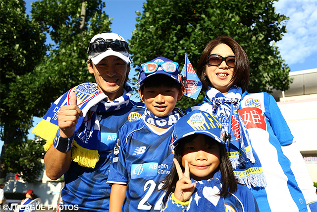 家族で山形を応援するサポーター【明治安田Ｊ１ 2nd 第10節 山形vs広島】（3/15）