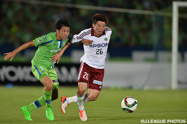 加入後即スタメン出場のキム　ボギョン（松本）【明治安田Ｊ１ 2nd 第10節 湘南vs松本】（2/6）