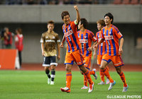 前半アディショナルタイムに先制点を決めた大井　健太郎（新潟）【明治安田Ｊ１ 2nd 第10節 新潟vs横浜FM】（1/5）