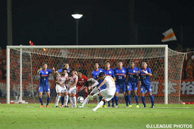カルリーニョス（大宮）は5本のシュートを放つも実らず【明治安田Ｊ２ 第31節 水戸vs大宮】（3/4）