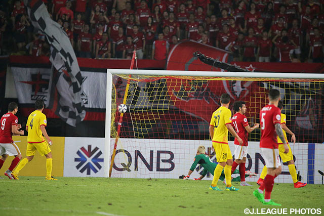 フアン　ボーウェン（広州恒大）の強烈な一撃が柏ゴールに突き刺さり同点【ＡＣＬ 準々決勝 第2戦 広州恒大vs柏】（3/10）