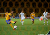 先制のPKを決めたハモン　ロペス（仙台）【明治安田Ｊ１ 2nd 第11節 仙台vs湘南】（1/5）