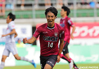 ダメ押し点を決め、3点差とした押谷　祐樹（岡山）【明治安田Ｊ２ 第32節 岡山vs群馬】（3/3）