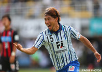 試合終了間際に劇的な逆転ゴールを決めた末吉　隼也（福岡）【明治安田Ｊ２ 第32節 福岡vs札幌】（3/3）