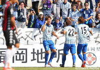 同点ゴールを頭で流し込んだ中原　貴之【明治安田Ｊ２ 第32節 福岡vs札幌】（2/3）