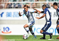 絶妙なクロスで同点ゴールをお膳立て宇佐美　貴史（Ｇ大阪）【明治安田Ｊ１ 2nd 第11節 松本vsＧ大阪】（3/5）