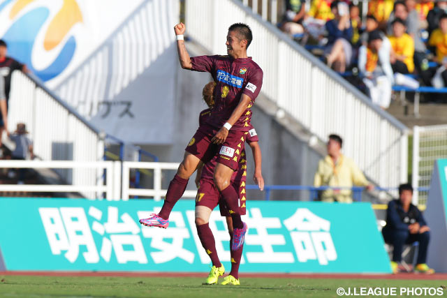 2試合連続で先制点を決めた森本　貴幸（千葉）【明治安田Ｊ２ 第32節 北九州vs千葉】（1/3）