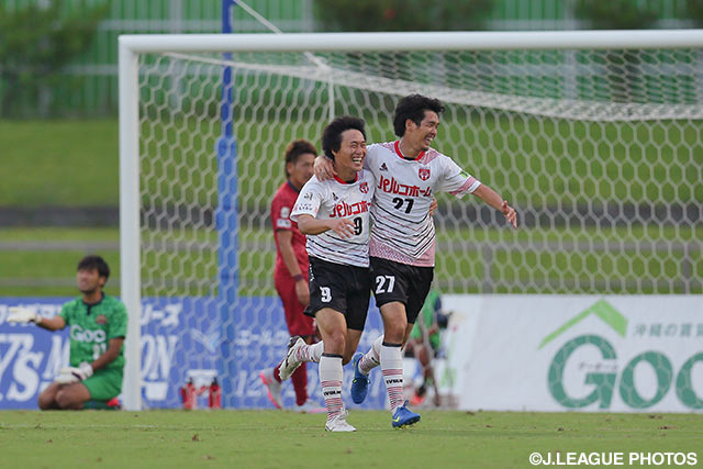 益子　義浩（#27）のＪリーグ初得点で先制した盛岡【明治安田Ｊ３ 第29節 琉球vs盛岡】（1/2）
