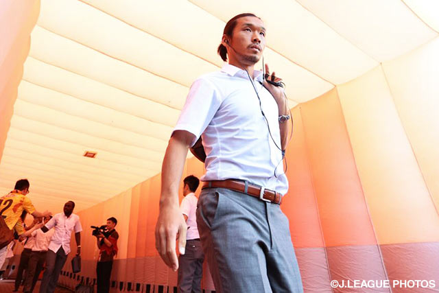 スタジアムに到着した角田　誠（清水）【明治安田Ｊ１ 2nd 第12節 清水vs広島】（2/15）