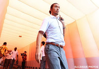 スタジアムに到着した角田　誠（清水）【明治安田Ｊ１ 2nd 第12節 清水vs広島】（2/15）