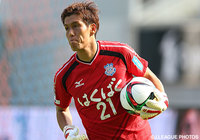 鳥栖の猛攻を無失点に抑えた河田　晃兵（甲府）【明治安田Ｊ１ 2nd 第12節 鳥栖vs甲府】（4/5）