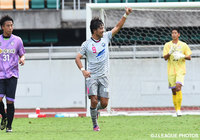 PKで貴重な逆転ゴールを決めた鈴木　孝司（町田）【明治安田Ｊ３ 第31節 藤枝vs町田】（3/3）