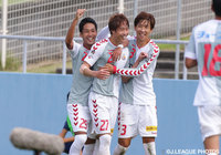 今季6ゴール目となる決勝ゴールを決めたイ　ヨンジェ（長崎 #27）【明治安田Ｊ２ 第34節 栃木vs長崎】（2/4）