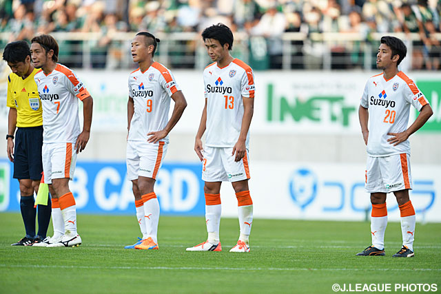 残留争いの直接対決に敗れ、3連敗となった清水【明治安田Ｊ１ 2nd 第13節 松本vs清水】（4/5）