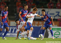 途中出場で攻撃を活性化させた山崎　亮平（新潟）【明治安田Ｊ１ 2nd 第13節 甲府vs新潟】（3/5）