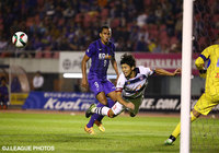 広島攻撃陣を最後まで抑え切った森重　真人（FC東京）【明治安田Ｊ１ 2nd 第13節 広島vsFC東京】（13/15）