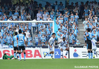 こぼれ球に素早く反応し、同点ゴールを押し込んだパトリック（Ｇ大阪）【明治安田Ｊ１ 2nd 第13節 川崎ＦvsＧ大阪】（7/15）