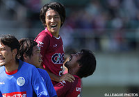 先制のPKを決めた矢島　慎也（岡山）【明治安田Ｊ２ 第35節 岡山vs水戸】（1/3）