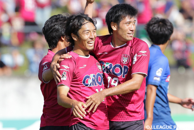 2ゴールで勝利に貢献した押谷　祐樹（岡山）【明治安田Ｊ２ 第35節 岡山vs水戸】（2/3）