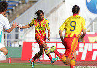 78分にダメ押しのゴールを決めた井上　翔太（北九州）【明治安田Ｊ２ 第35節 北九州vs横浜FC】（3/3）