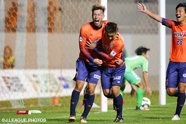 土壇場で値千金の決勝点を決めた大島　嵩弘（長野 #3）【明治安田Ｊ３ 第32節 長野vs鳥取】（1/2）