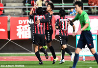 宮澤　裕樹の先制点で試合の均衡を破った札幌【明治安田Ｊ２ 第36節 札幌vs金沢】（1/3）