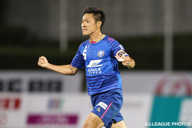 3連勝を引き寄せる追加点を決めた李　漢宰（町田）【明治安田Ｊ３ 第33節 町田vs富山】（2/2）