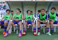 出番に備えるサブメンバー。試合前はリラックスした表情【ロシアW杯 アジア2次予選 シリアvs日本】（4/10）