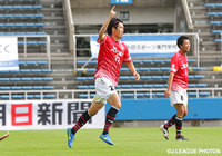 先制点となる2試合連続ゴールを決めた益子　義浩（盛岡）【明治安田Ｊ３ 第34節 YS横浜vs盛岡】（1/2）