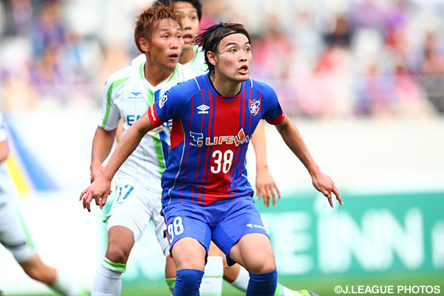 今季リーグ戦3点目となる同点ゴールを決めた東　慶悟（FC東京）【明治安田Ｊ１ 2nd 第14節 FC東京vs湘南】（3/5）