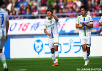 前半アディショナルタイムに先制ゴールを決めた古林　将太（湘南）【明治安田Ｊ１ 2nd 第14節 FC東京vs湘南】（1/5）