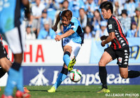 試合を決定づける3点目を決めた森島　康仁（磐田）【明治安田Ｊ２ 第37節 磐田vs札幌】（3/3）