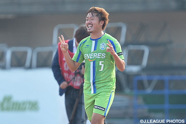 古林　将太の2試合連続ゴールでリードを広げた湘南【明治安田Ｊ１ 2nd 第15節 湘南vs鹿島】（2/5）