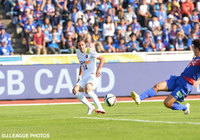 右サイドからチャンスを作ったミキッチ（広島）【明治安田Ｊ１ 2nd 第15節 甲府vs広島】（13/15）