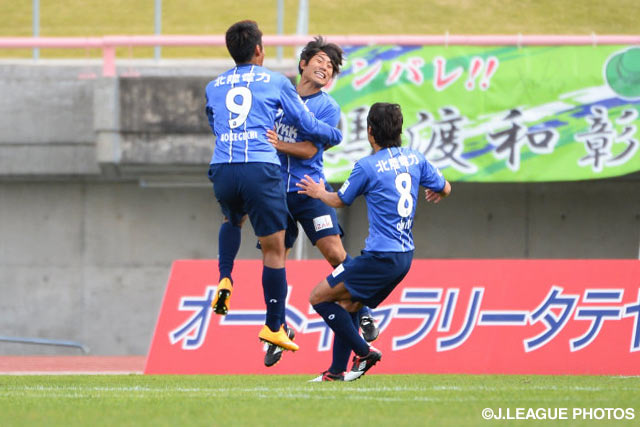 10分に進藤　誠司のゴールで幸先良く先制した富山【明治安田Ｊ３ 第35節 富山vs鳥取】（1/2）