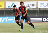 2試合連続得点となる先制点を挙げた石堂　和人（福島）【明治安田Ｊ３ 第35節 福島vs秋田】（1/2）