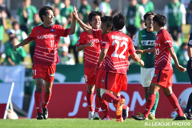 神奈川ダービーを制し、連敗を3で止めたYS横浜【明治安田Ｊ３ 第35節 相模原vsYS横浜】（2/2）