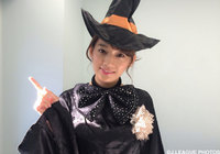 魔女コスプレの佐藤　美希さん。ハロウィンの仮装で決勝会場に来場します！【ヤマザキナビスコカップ決勝】（1/2）