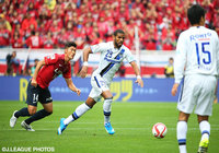 マークを外して前線でパスを受けるパトリック（Ｇ大阪）【ＹＮＣ 決勝 鹿島vsＧ大阪】（24/36）