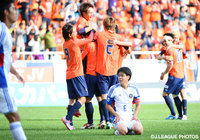 菅野　哲也の2試合連続決勝点で逆転勝利を収めた長野【明治安田Ｊ３ 第36節 長野vsJ-22】（2/2）