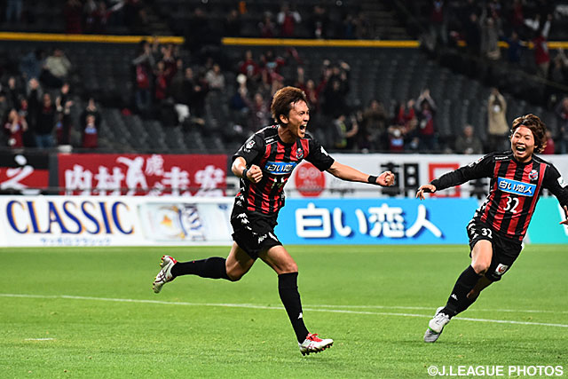 Ｊ１昇格プレーオフ進出へ望みをつなぐ逆転ゴールを決めた上原　慎也（札幌）【明治安田Ｊ２ 第39節 札幌vs千葉】（3/3）