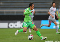 先制点となるオウンゴールを誘発した馬渡　和彰（鳥取）【明治安田Ｊ３ 第37節 鳥取vs町田】（1/2）