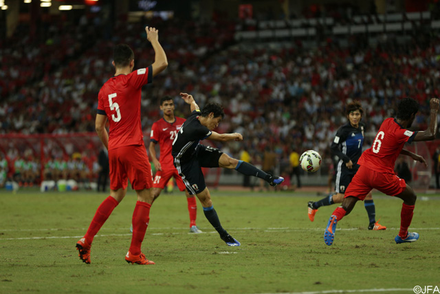 スタメン出場した金崎（鹿島）は左足ボレーで先制ゴールをマーク【ロシアＷ杯 アジア2次予選 シンガポールvs日本】（3/10）