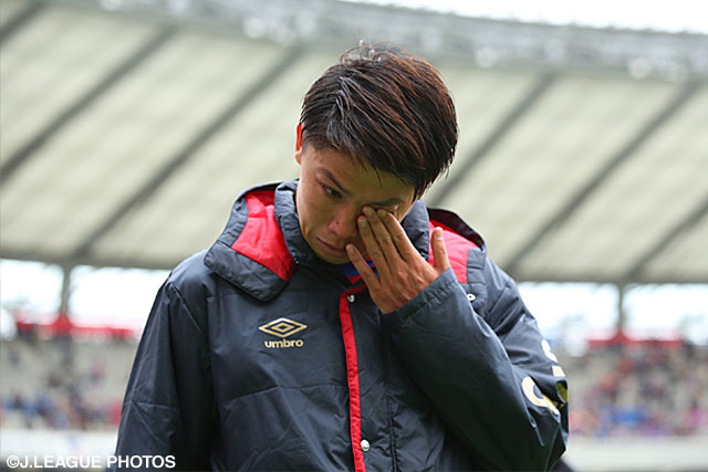 涙を浮かべる太田　宏介（FC東京）【明治安田Ｊ１ 2nd 第17節 FC東京vs鳥栖】（15/15）
