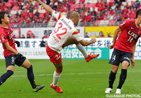 3試合ぶりの先発出場で果敢にシュートを放った川又　堅碁（名古屋）【明治安田Ｊ１ 2nd 第17節 鹿島vs名古屋】（2/5）