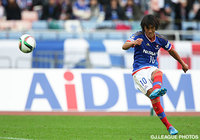 両チーム最多5本のシュートを放った中村　俊輔（横浜FM）【明治安田Ｊ１ 2nd 第17節 横浜FMvs松本】（2/5）