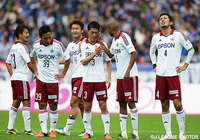 16本のシュートを打たれるも、最後までゴールを許さなかった松本【明治安田Ｊ１ 2nd 第17節 横浜FMvs松本】（5/5）