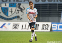 こぼれ球を詰めて待望の先制点を決めた伊野波　雅彦（磐田）【明治安田Ｊ２ 第42節 大分vs磐田】（1/6）